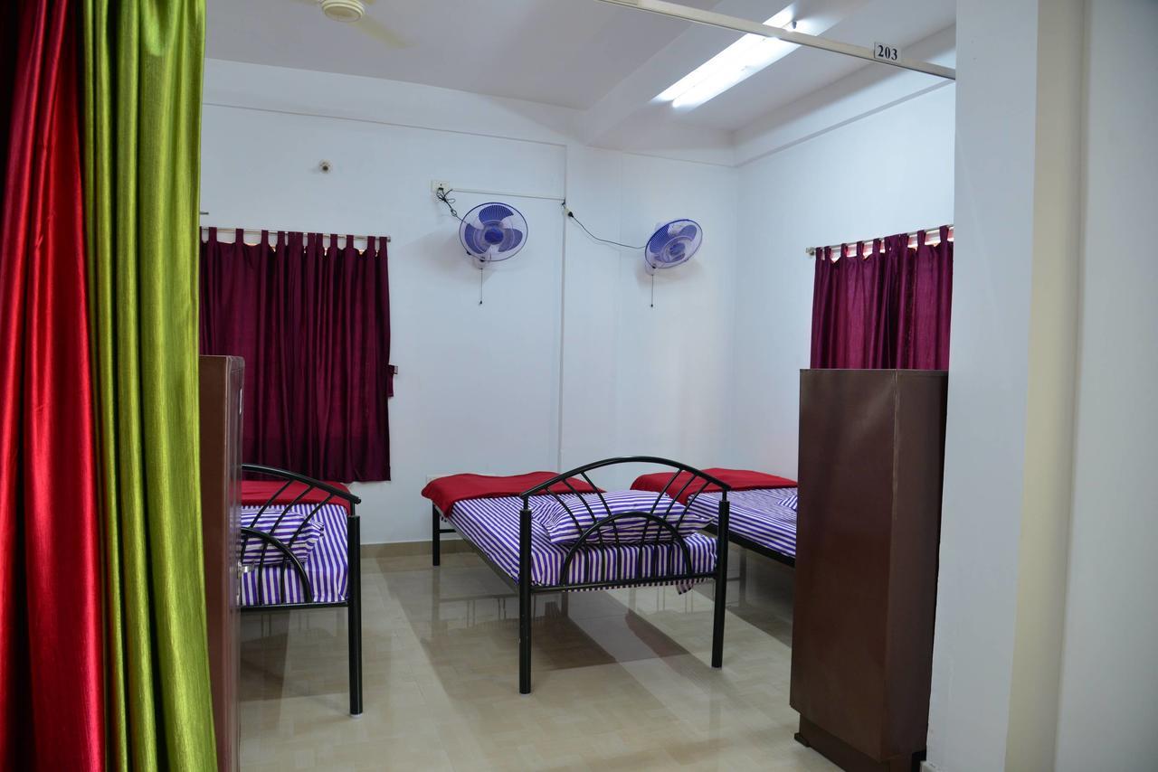 Tranquil Hospitality Hotell Bhubaneswar Exteriör bild