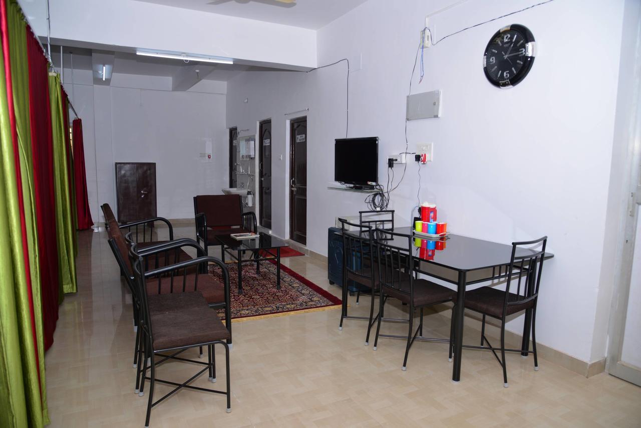 Tranquil Hospitality Hotell Bhubaneswar Exteriör bild